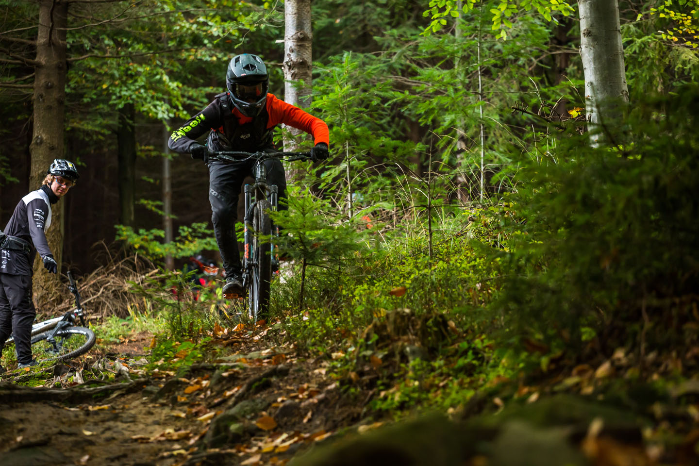 szkolenie rowerowe na trasach enduro trails