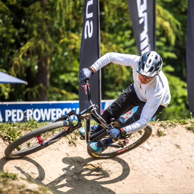 szkolenie na pumptracku podczas szkolenie rowerowego w Bielsku-Białej