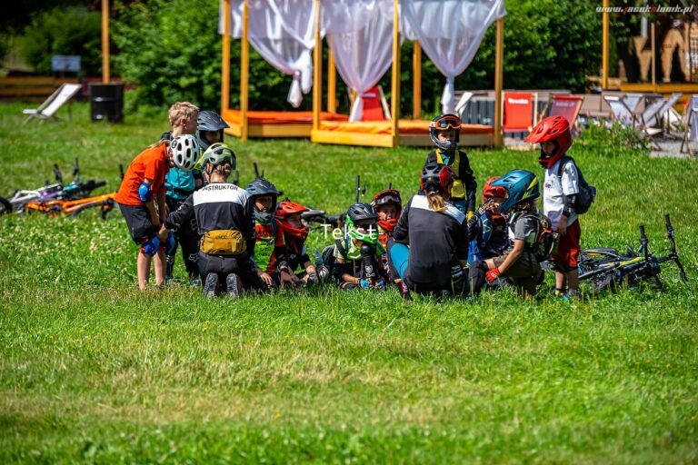 wakacyjne szkolenia rowerowe dla najmłodszych dzieci w Bielsku