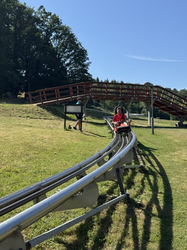 dzień restowy podczas obozy rowerowego dla dzieci w Tosovicach